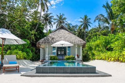 ROMANTIC BEACH POOL VILLAS
